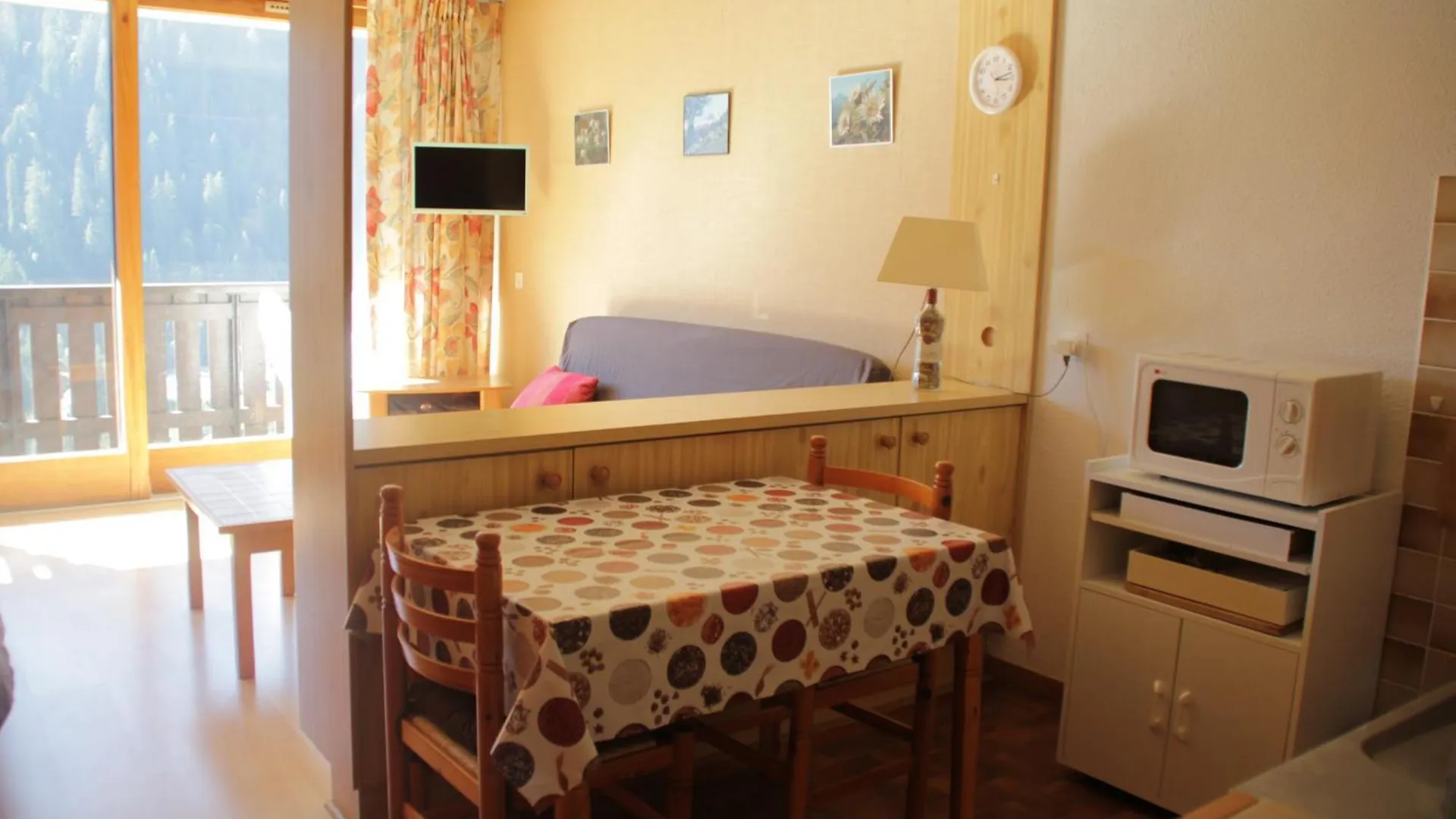 Soli Sis5 Center & View 4 Pers Chatel 0*,  France